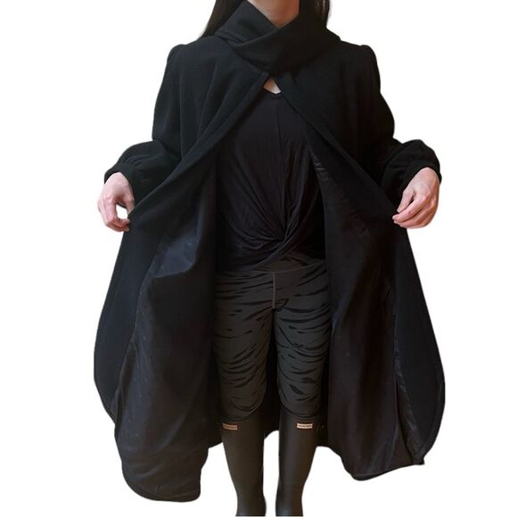 Vintage 1950’s Anglo Fabrics Black Wool Swing Coat - Picture 3 of 16